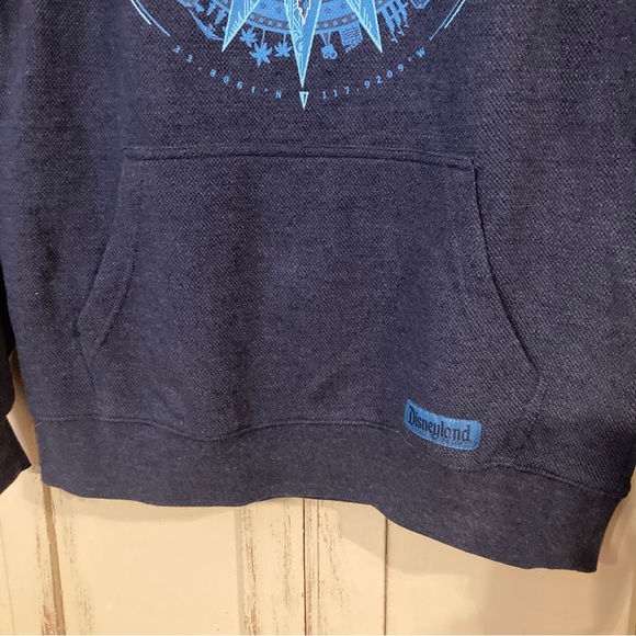 NWT Disneyland Long Sleeve Shirt - Size Small - Picture 2 of 10